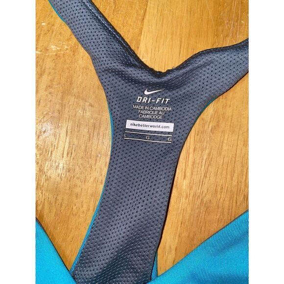 Nike razorback tennis top large NWT - Picture 1 of 8